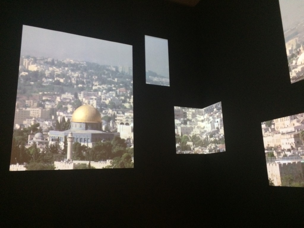 “Jerusalem 1000-1400: Every People Under Heaven," Installation View 